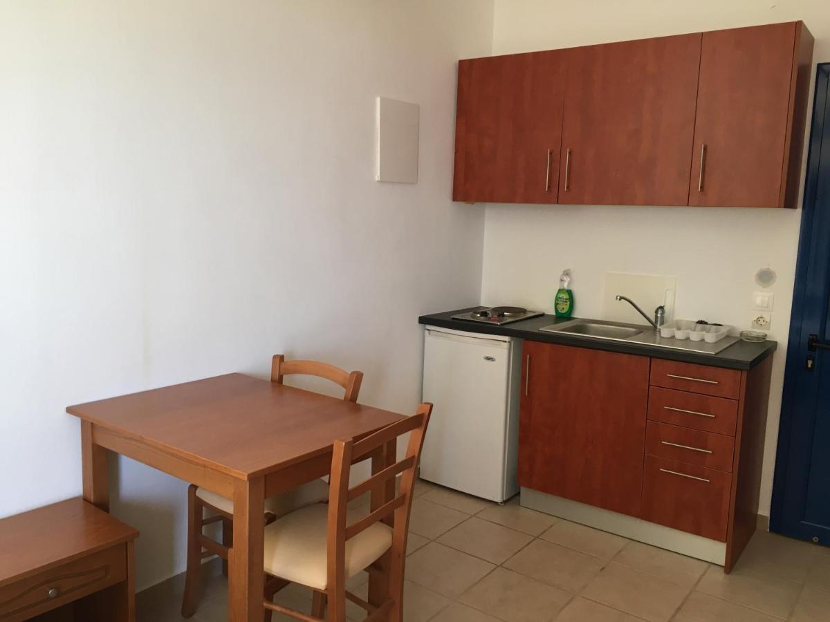 Eugenia Travasarou Sea View Appartments Diakofti ภายนอก รูปภาพ