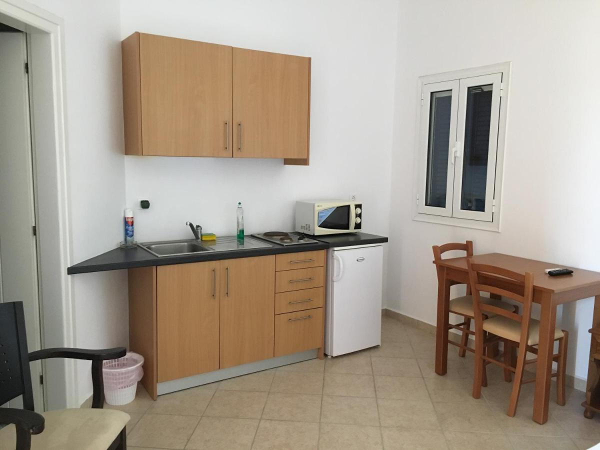 Eugenia Travasarou Sea View Appartments Diakofti ภายนอก รูปภาพ