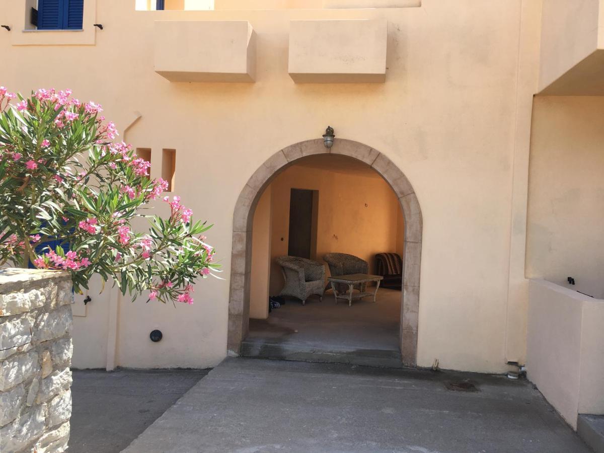 Eugenia Travasarou Sea View Appartments Diakofti ภายนอก รูปภาพ